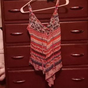 Thin, flowy tanktop. Worn once.